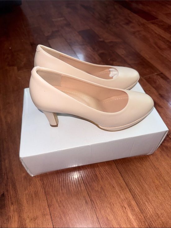 Dream Pairs Shoes - Dream Pairs Nude / Beige Low Heel Pumps